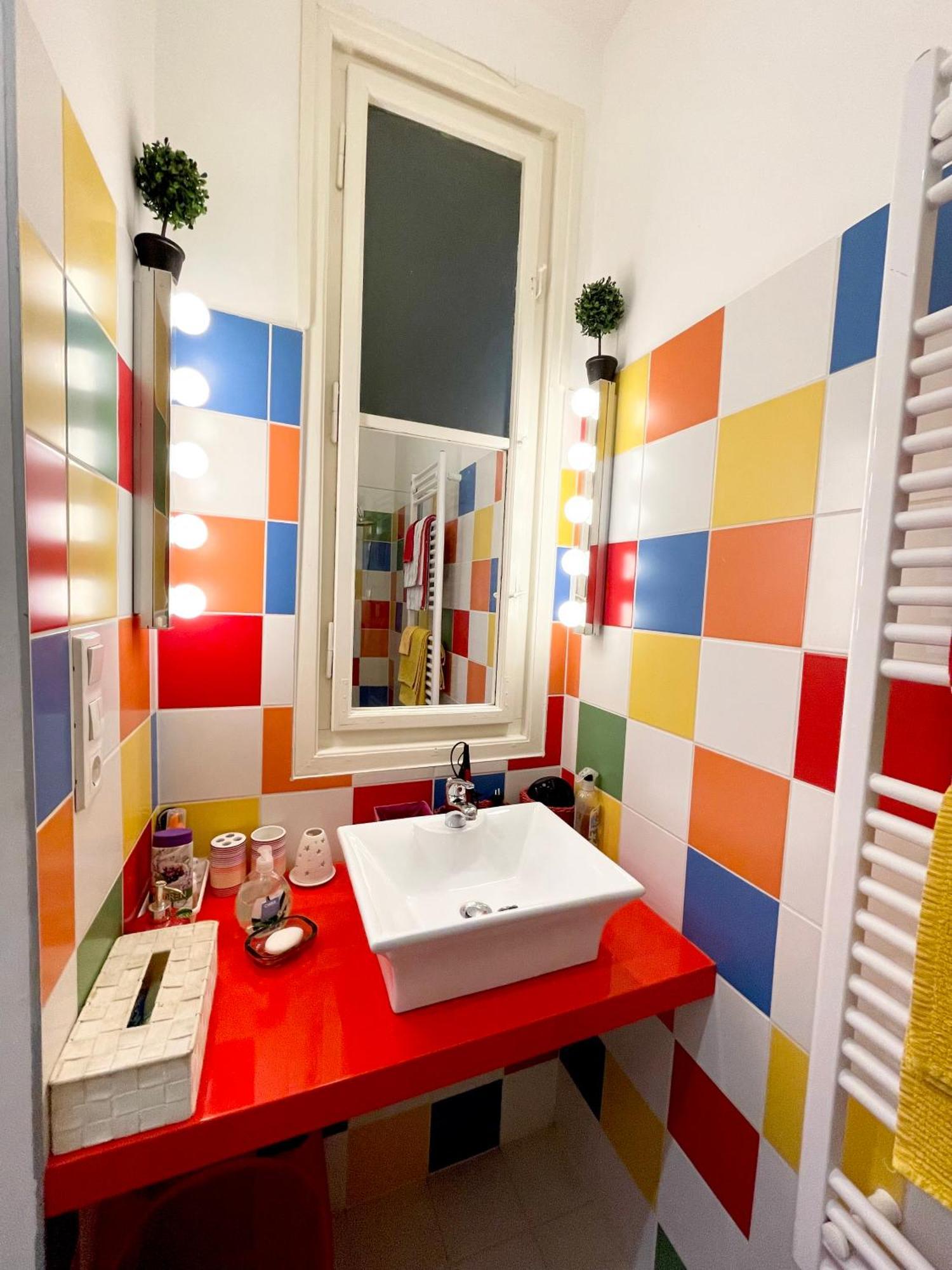 Rainbow Pearl Apartment At St Stephen' S Basilica Budapest Exterior photo